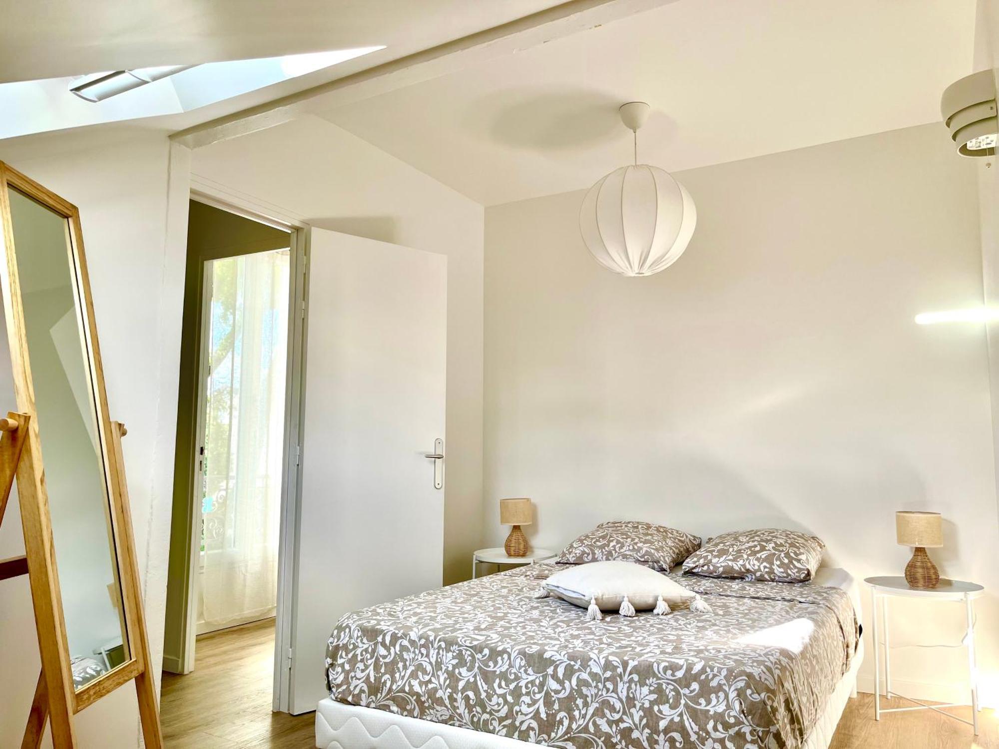 Cosy House Near Paris, Cdg Airport + Parking Villa Aulnay-sous-Bois Bagian luar foto